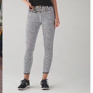 Lululemon Real Quick Tight in Miss Mosaic White